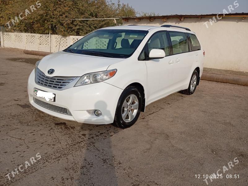 Toyota Sienna 2010 - 270 000 TMT - Tejen - img 1