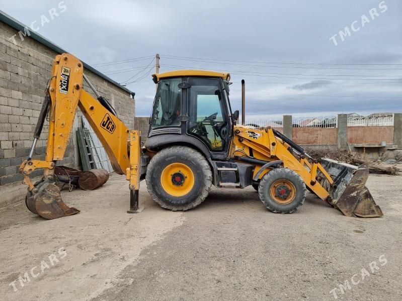 JCB 3CX Pothole Master 2010 - 650 000 TMT - Гарадамак - img 4