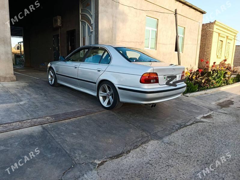 BMW 525 2002 - 95 000 TMT - Чарджоу - img 6