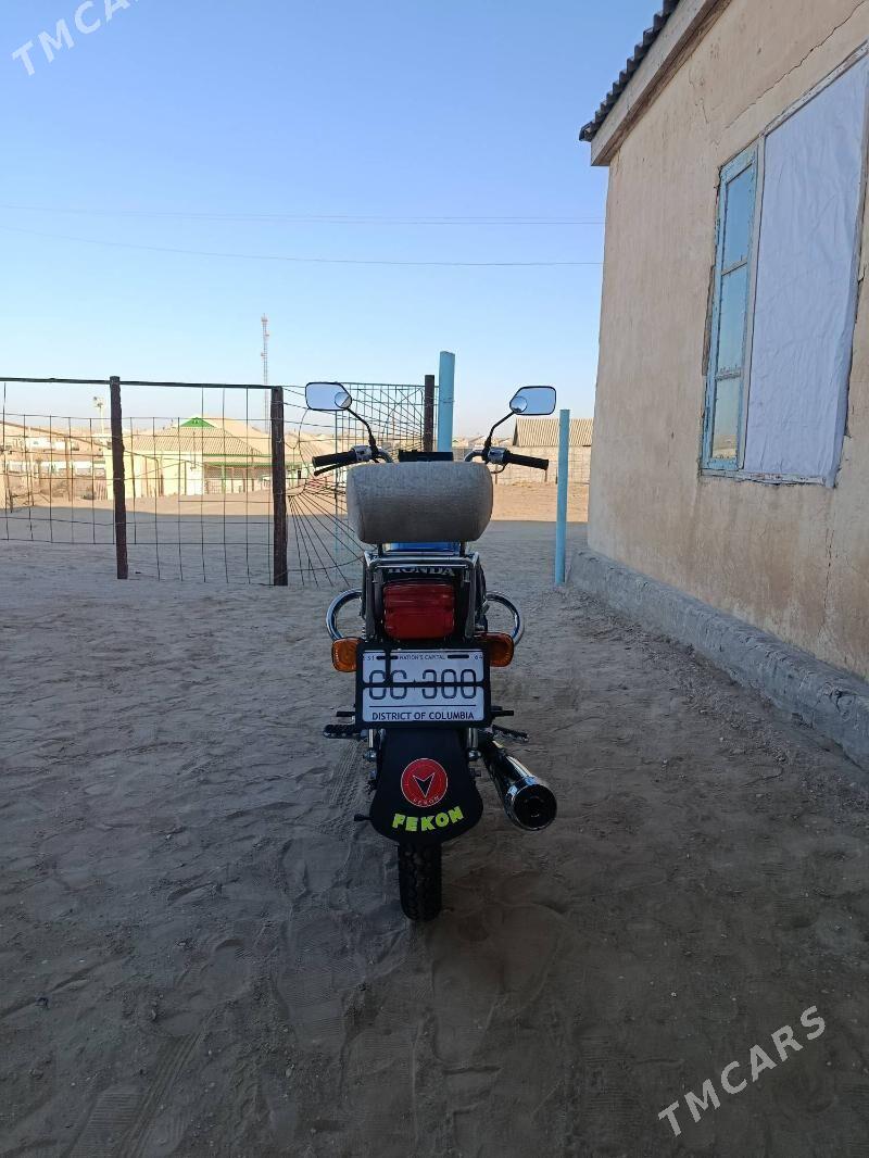 Fekon FK150-8G 2025 - 12 700 TMT - Esenguly - img 7