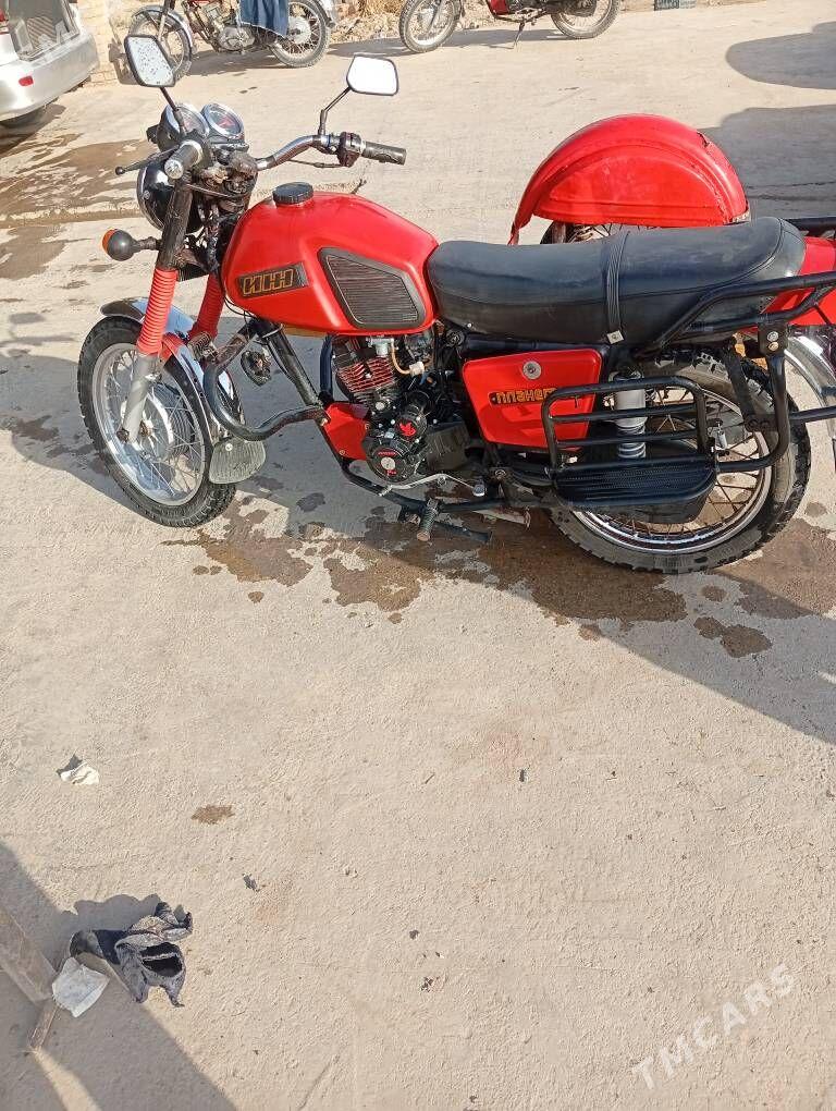 Iž Planeta 2024 - 16 000 TMT - Халач - img 2