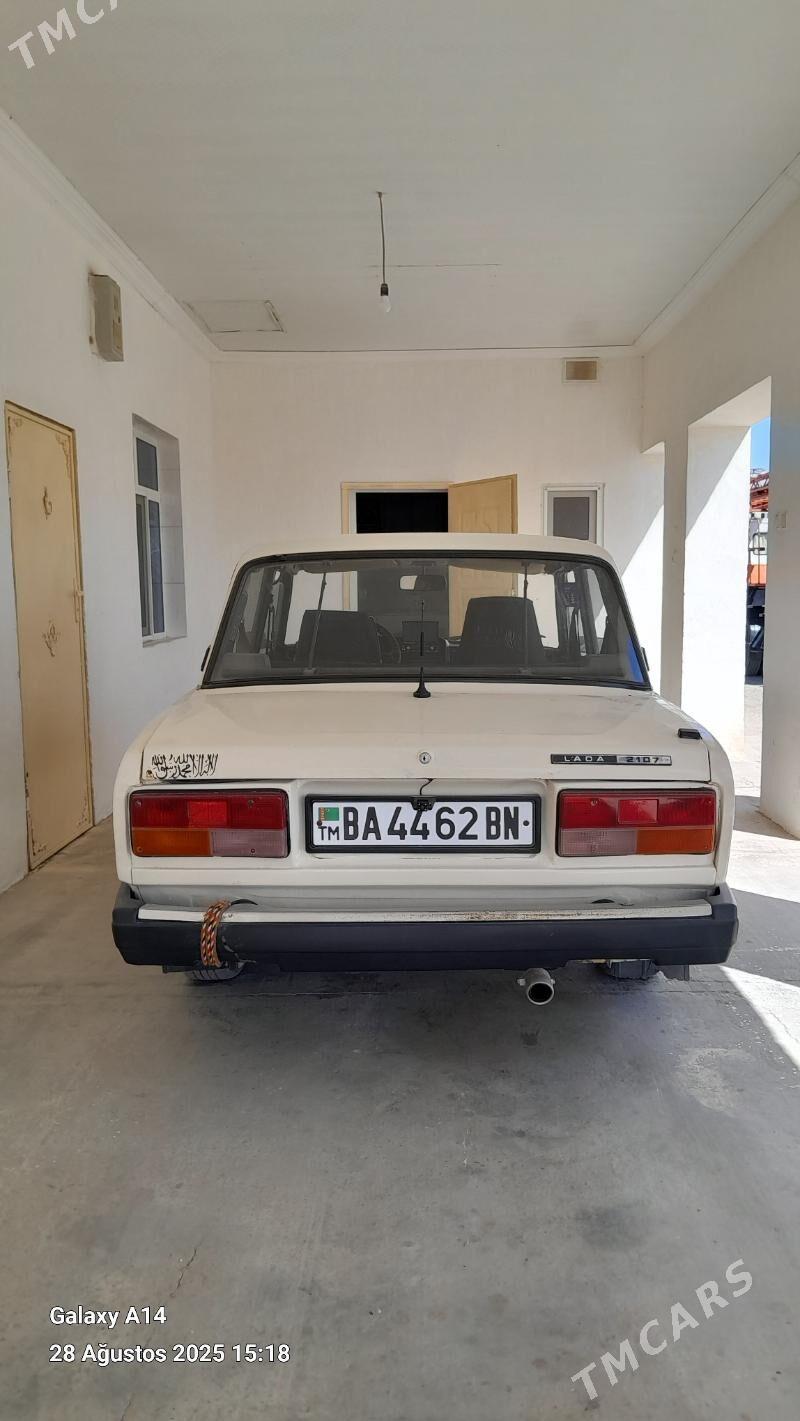 Lada 2107 2000 - 30 000 TMT - Гумдаг - img 1