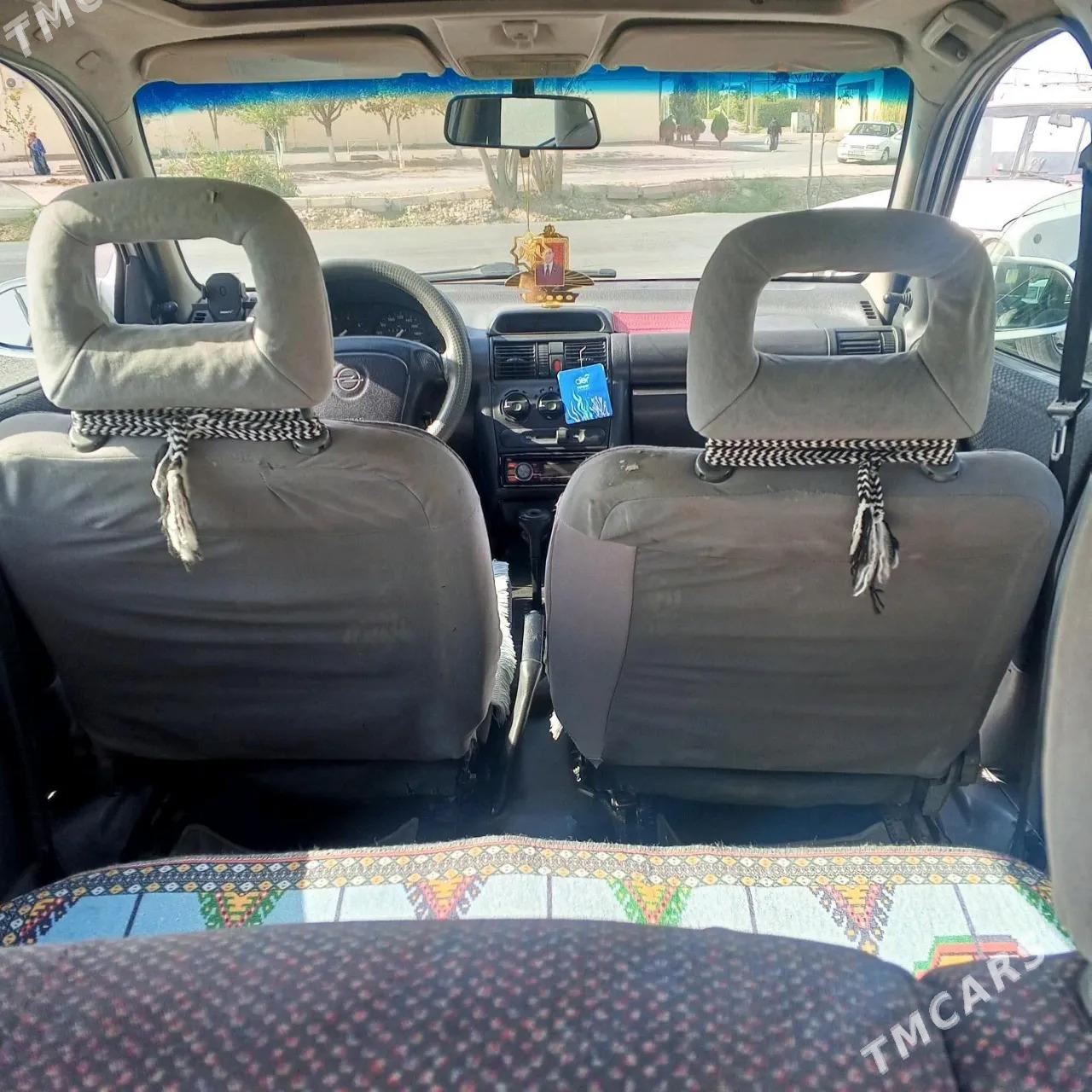 Opel Vita 1995 - 35 000 TMT - Джебел - img 3