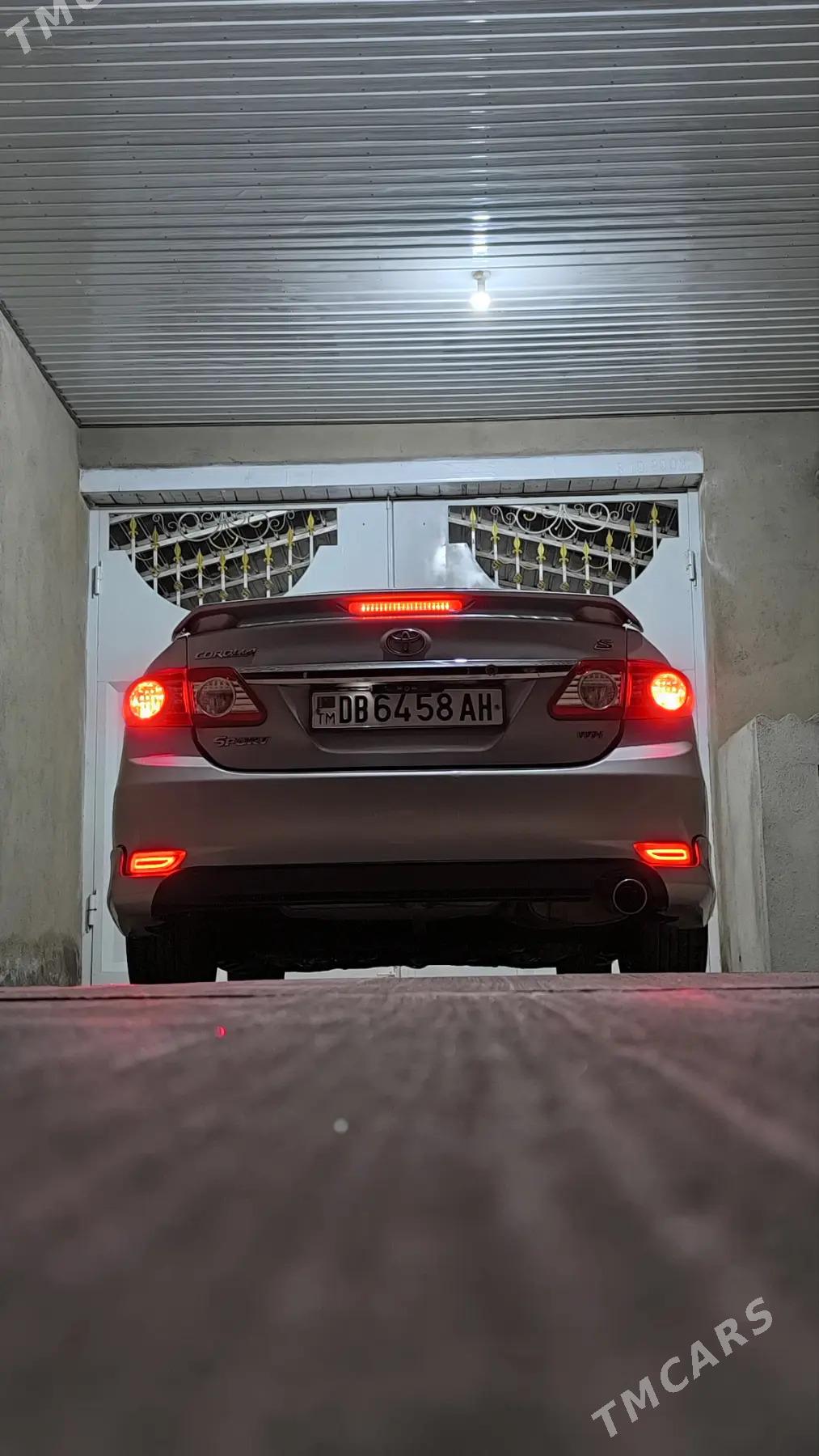 Toyota Corolla 2011 - 175 000 TMT - Ашхабад - img 9