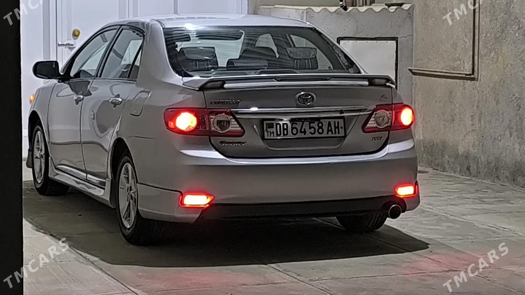 Toyota Corolla 2011 - 175 000 TMT - Ашхабад - img 8