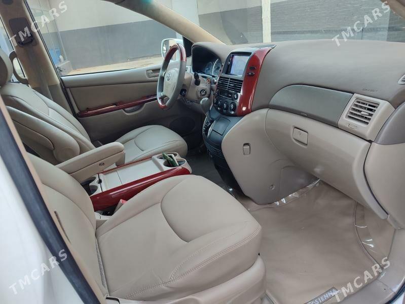 Toyota Sienna 2004 - 250 000 TMT - Мары - img 9