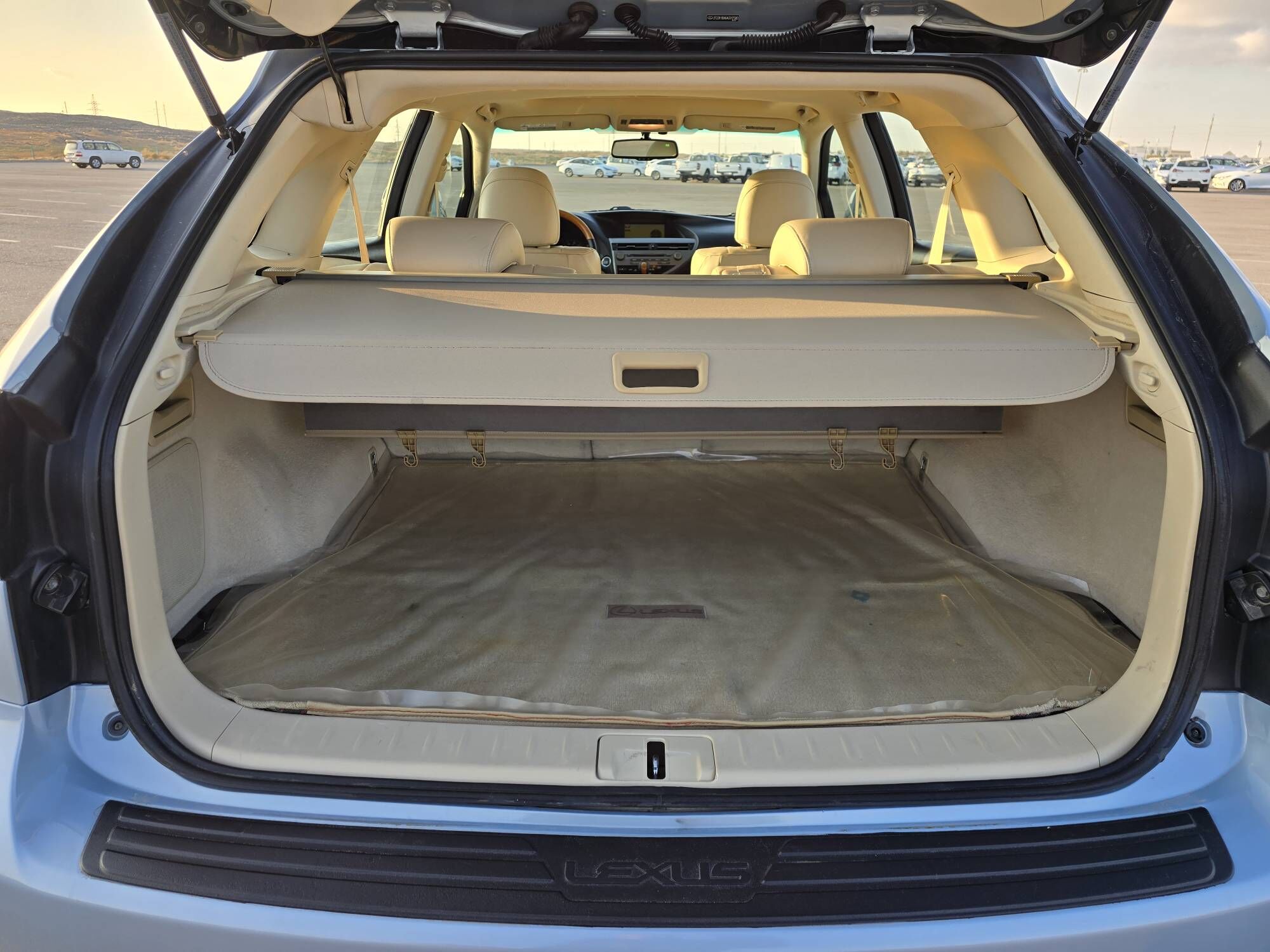 Lexus RX 350 2010 - 380 000 TMT - "Алтын Асыр" Гундогар базары ( Толкучка) - img 9