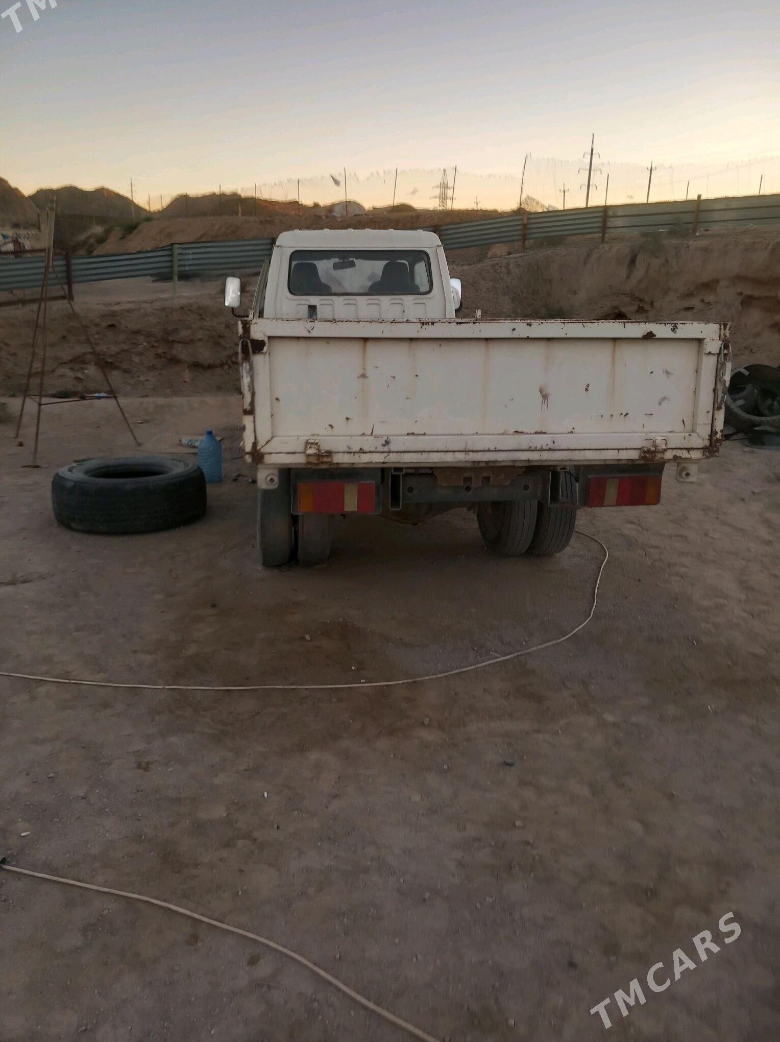 Forland H3 2009 - 70 000 TMT - Türkmenbaşy - img 2