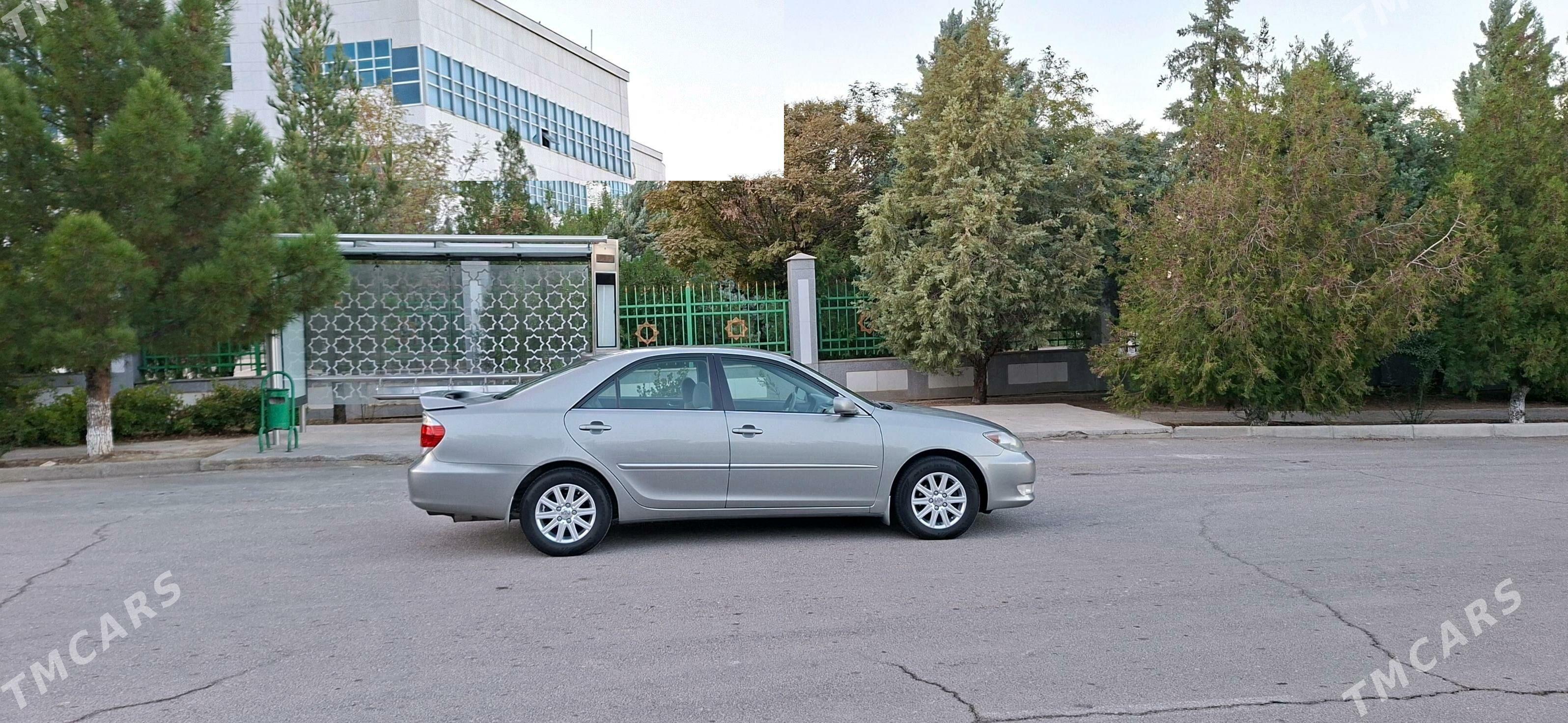 Toyota Camry 2005 - 225 000 TMT - Bäherden - img 4