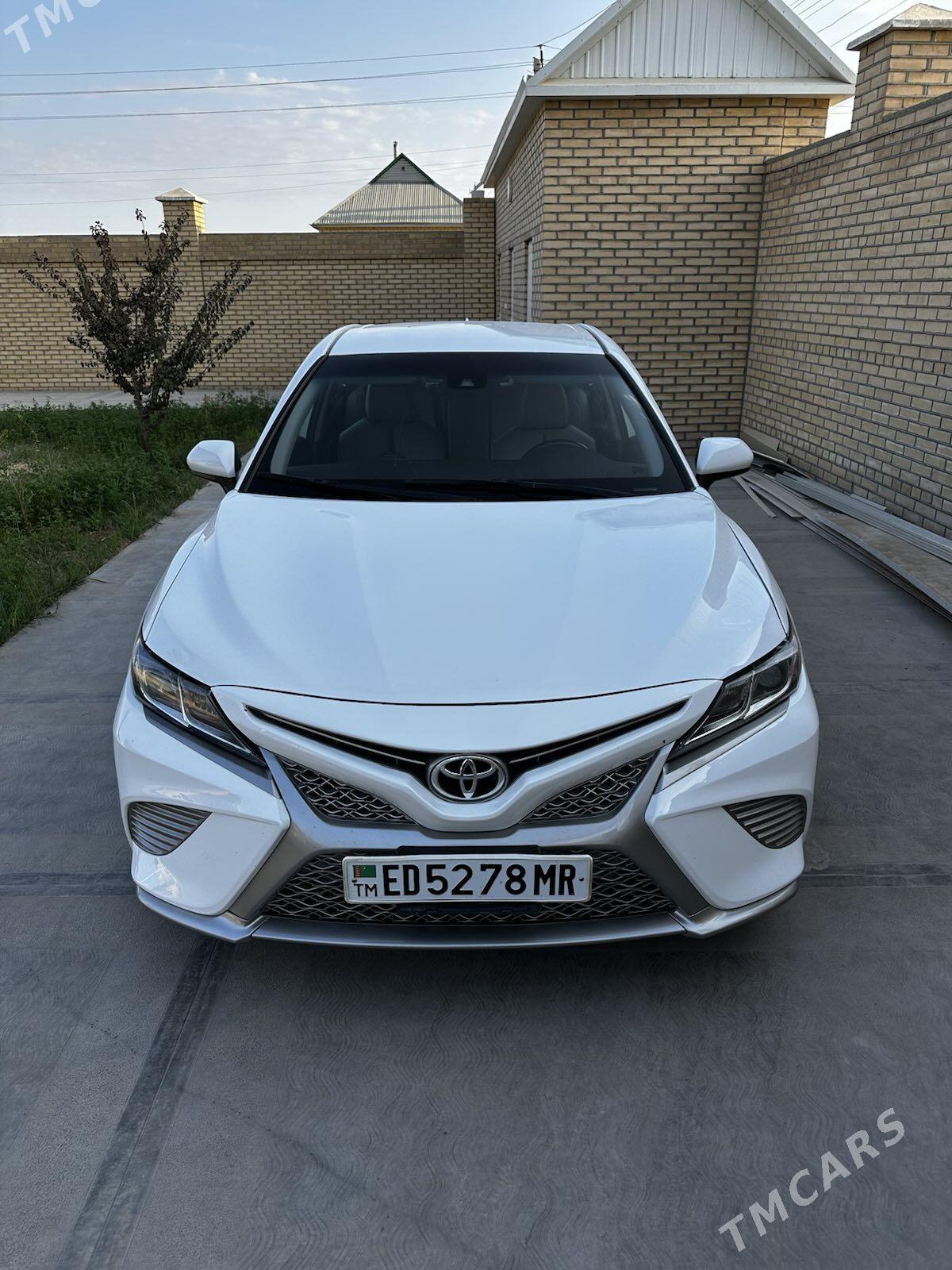 Toyota Camry 2019 - 280 000 TMT - Мары - img 6