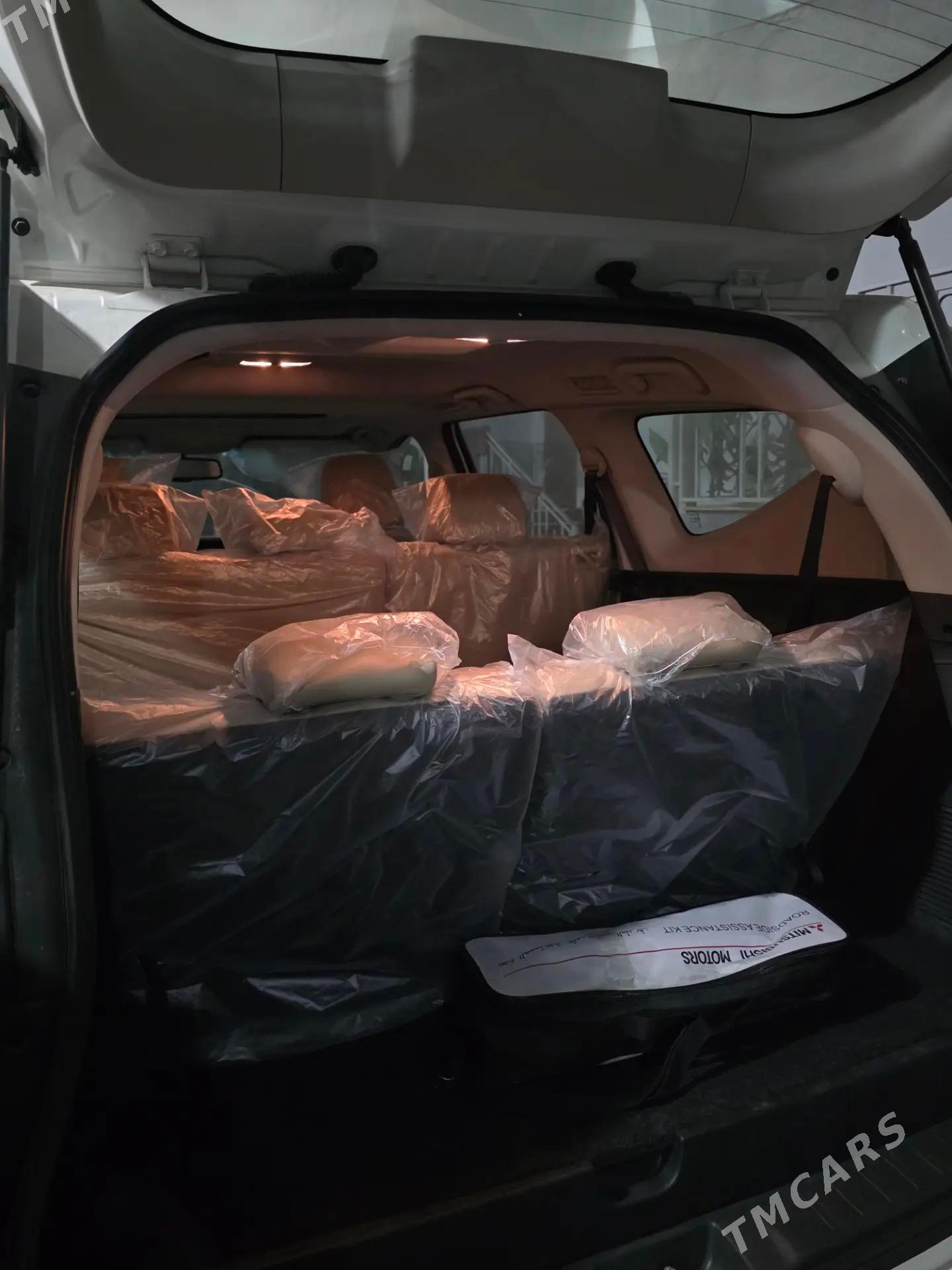 Mitsubishi Montero Sport 2023 - 550 000 TMT - Туркменабат - img 9