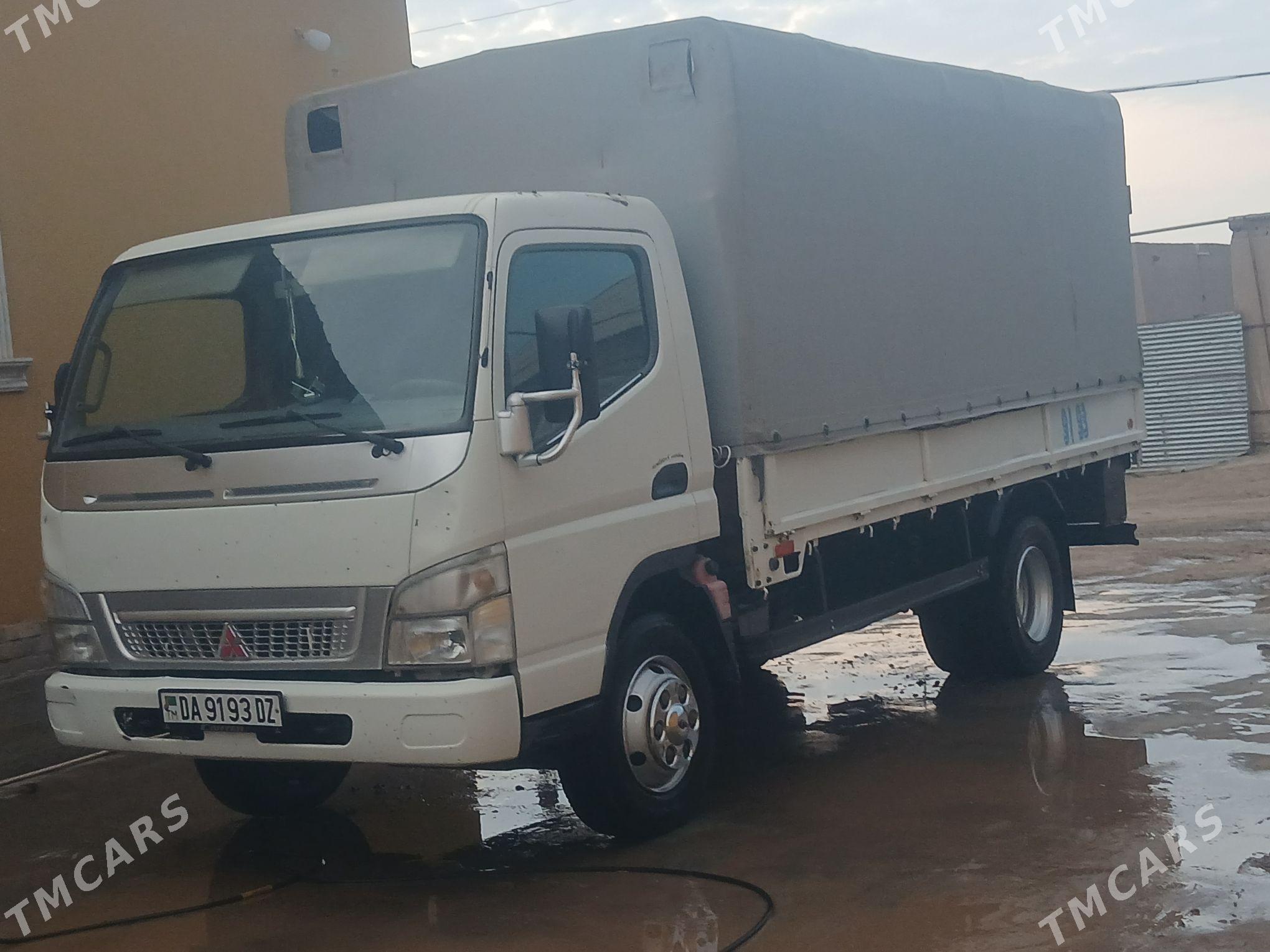 Mitsubishi Canter 2006 - 327 000 TMT - Кёнеургенч - img 3