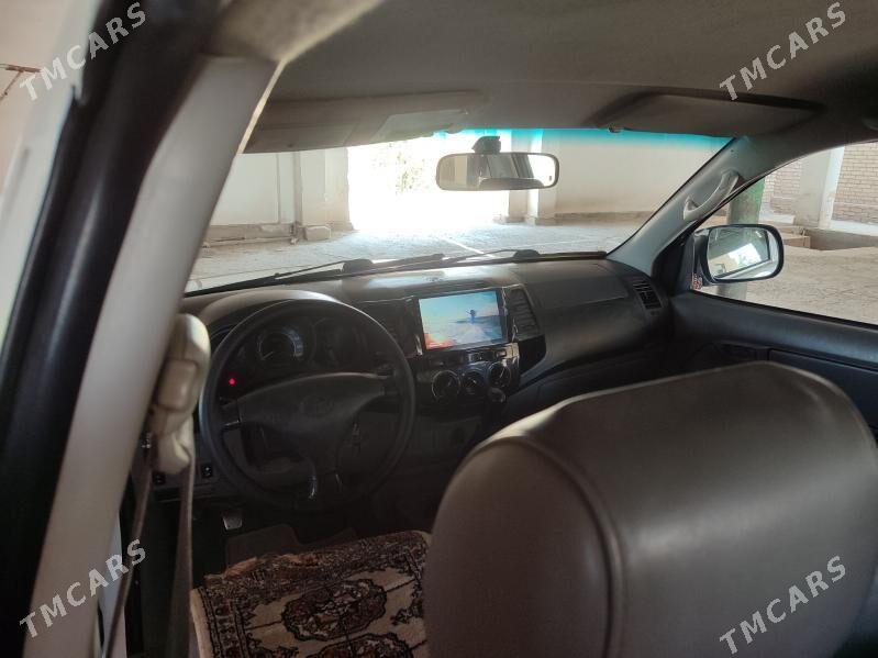 Toyota Hilux 2008 - 260 000 TMT - Гарабекевюл - img 6