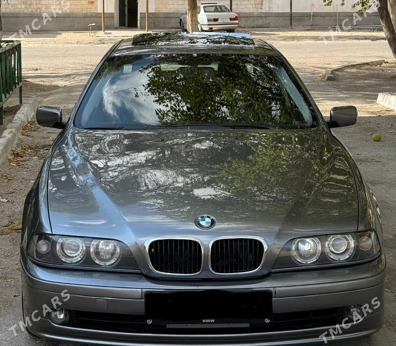 BMW E39 2003 - 110 000 TMT - Балканабат - img 3