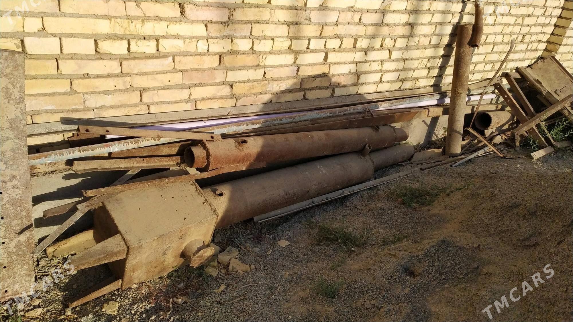 Ataplenya Parawoy - Кака - img 2