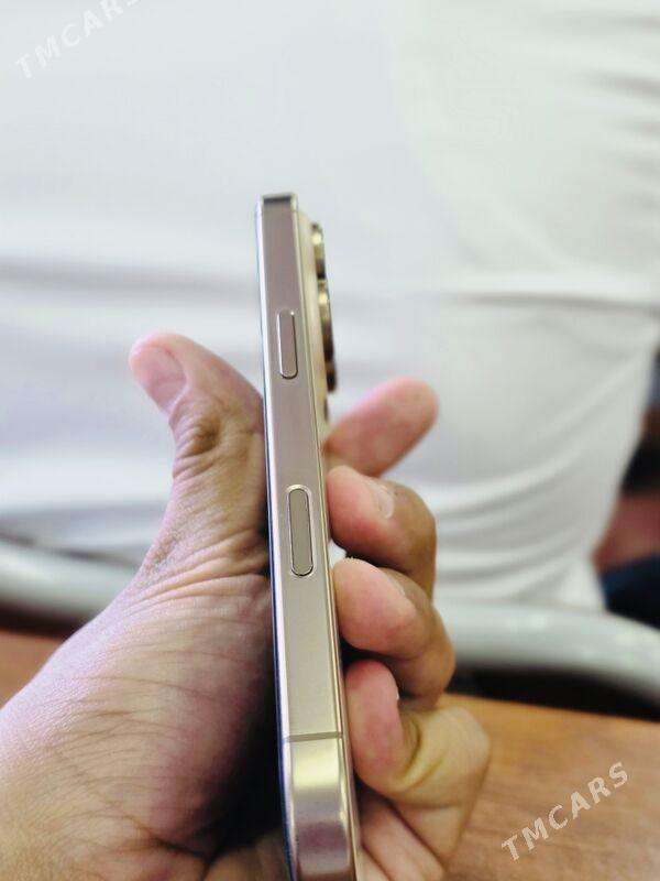 iPhone 16 Pro - Mary - img 4