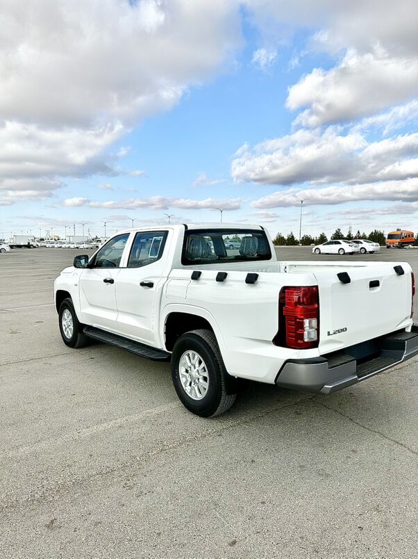 Mitsubishi L200 2025 - 465 000 TMT - "Алтын Асыр" Гундогар базары ( Толкучка) - img 5