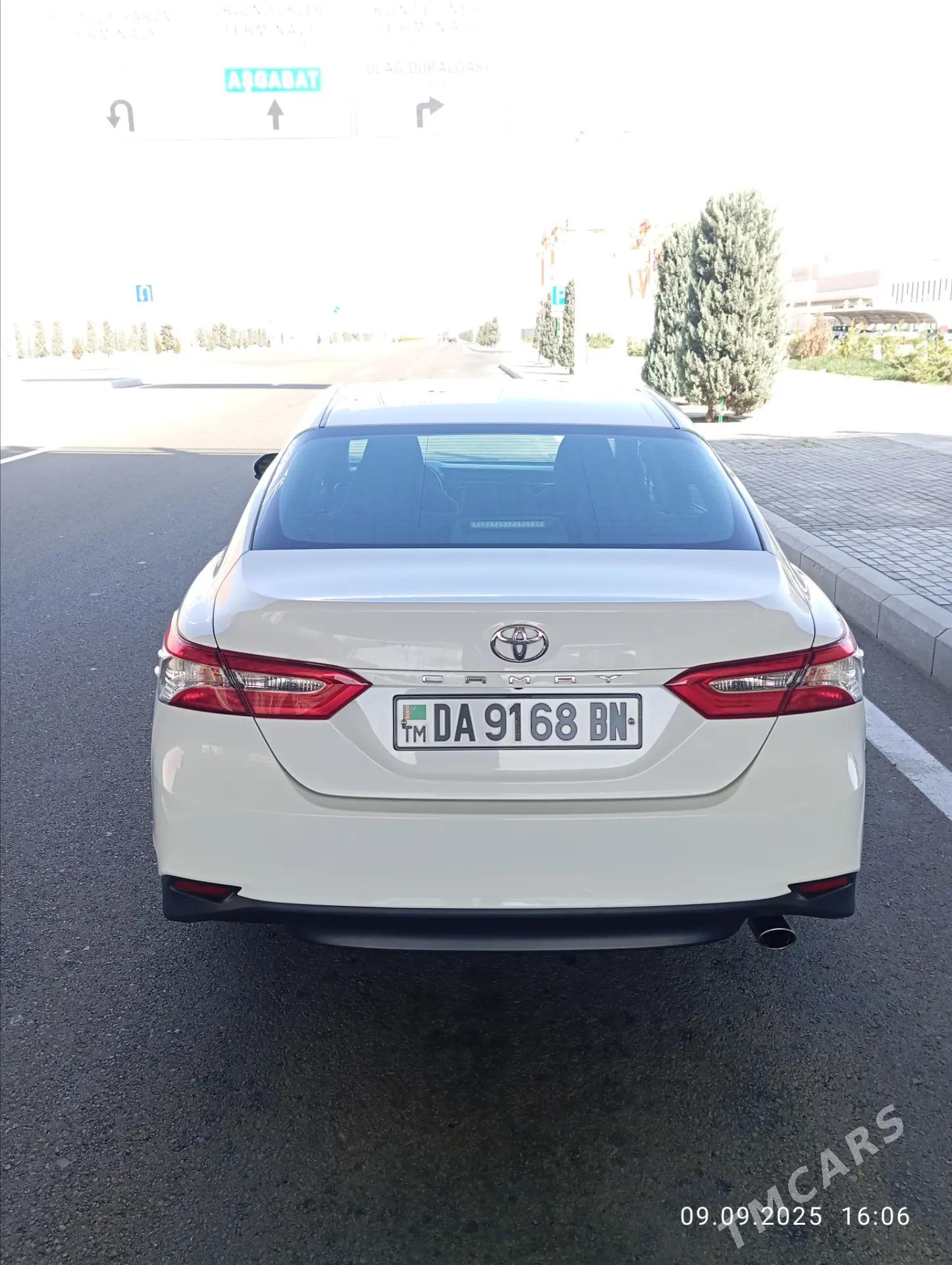 Toyota Camry 2018 - 295 000 TMT - Ашхабад - img 3
