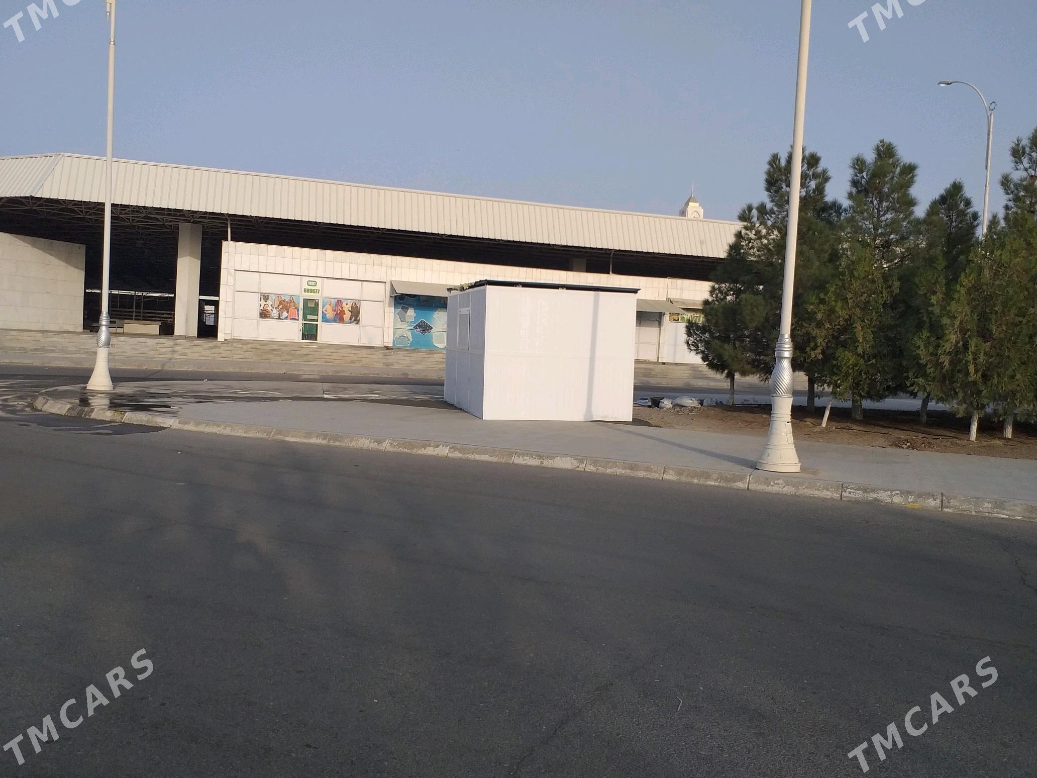 eyesinden butka - "Алтын Асыр" Гундогар базары ( Толкучка) - img 3