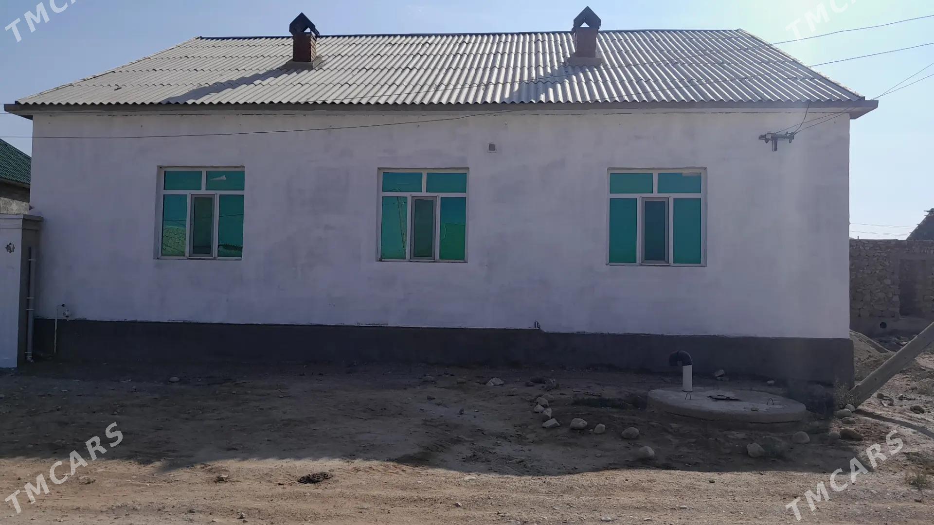 Satlyk jay - Balkanabat - img 1