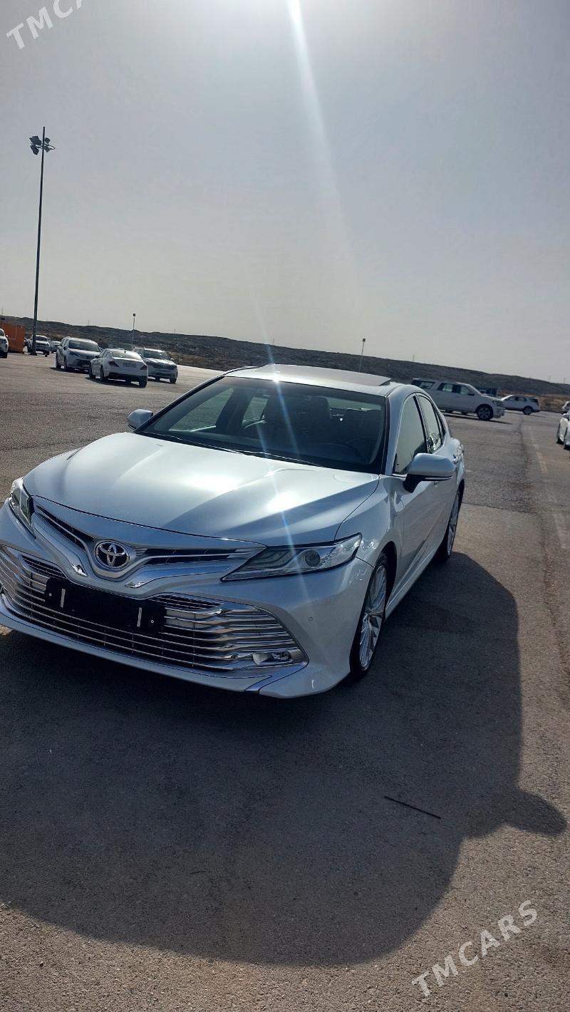 Toyota Camry 2018 - 445 000 TMT - Тязе заман - img 4