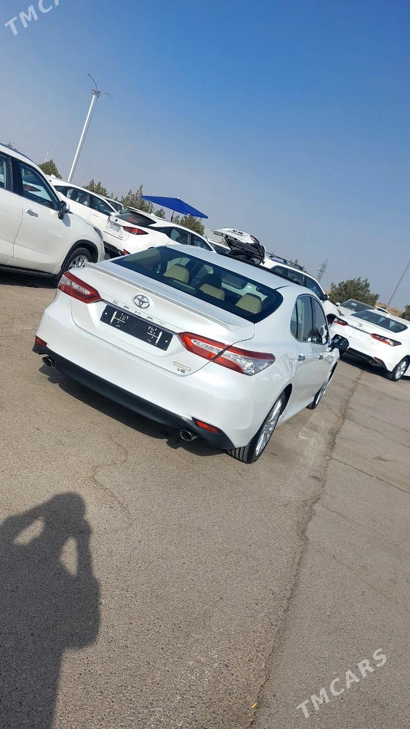 Toyota Camry 2018 - 445 000 TMT - Тязе заман - img 2
