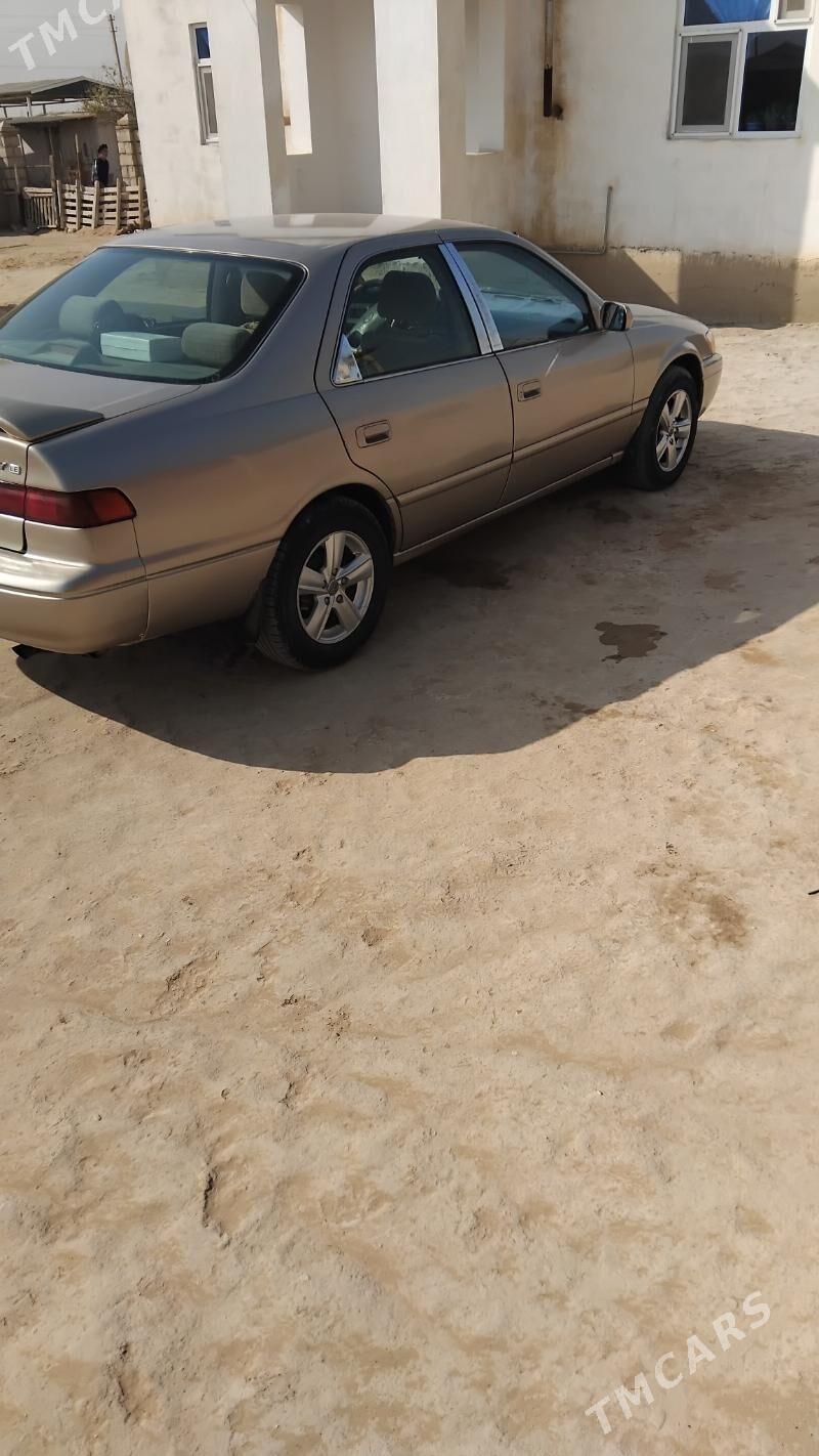 Toyota Camry 1999 - 120 000 TMT - Эсенгулы - img 1
