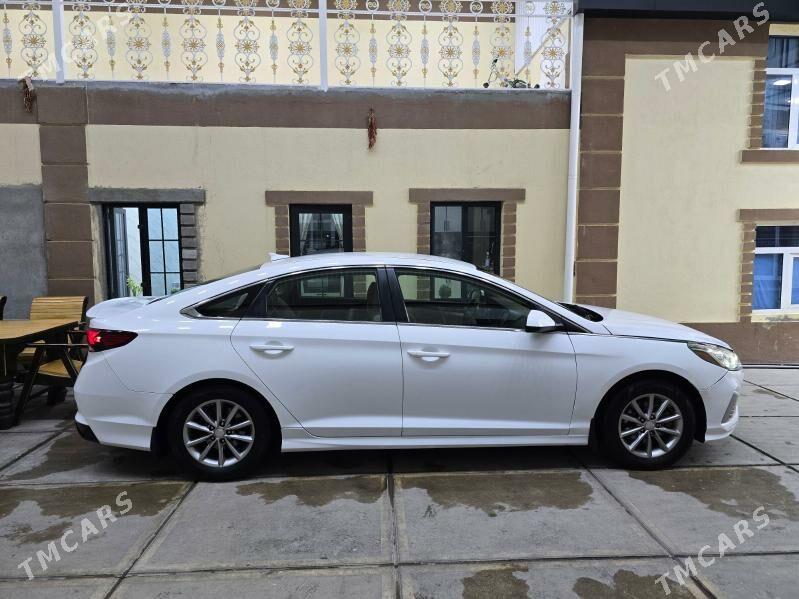 Hyundai Sonata 2018 - 167 000 TMT - Чоганлы - img 4