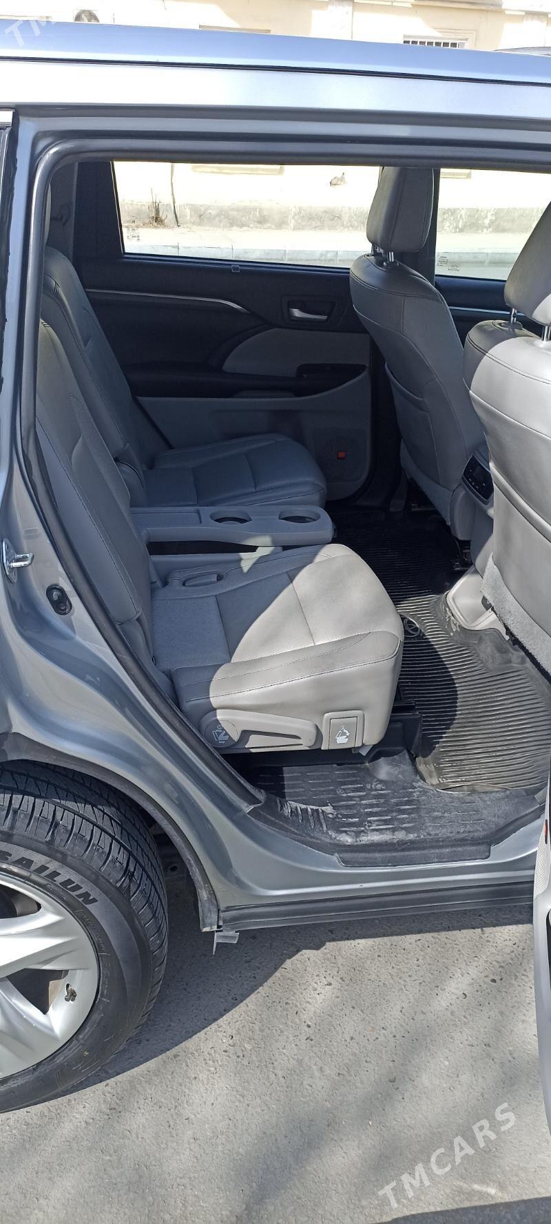 Toyota Highlander 2017 - 410 000 TMT - Ашхабад - img 6