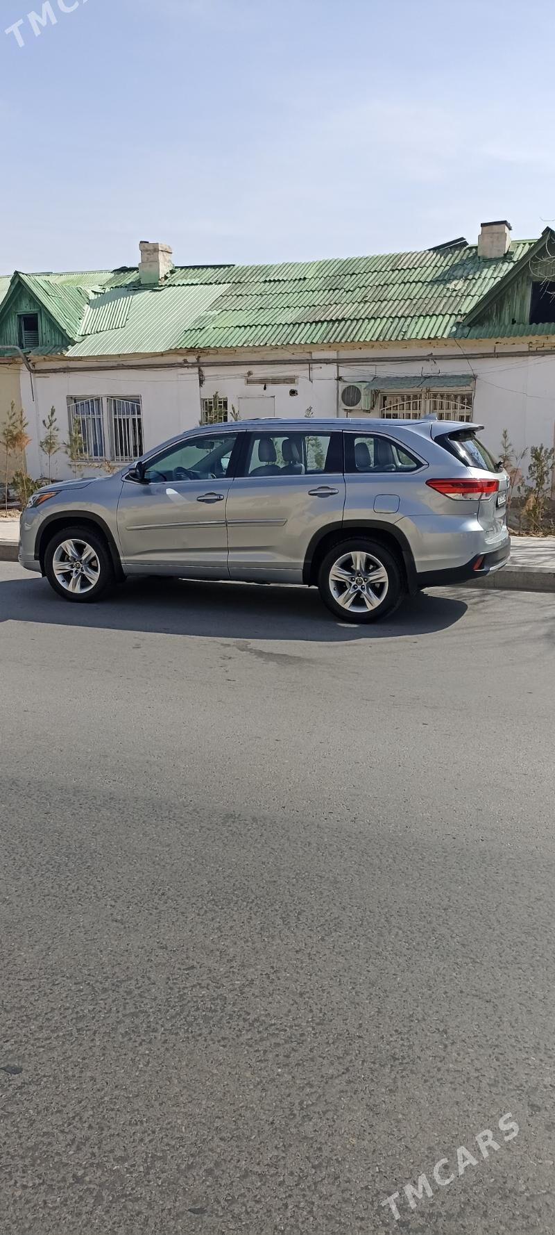 Toyota Highlander 2017 - 410 000 TMT - Ашхабад - img 3