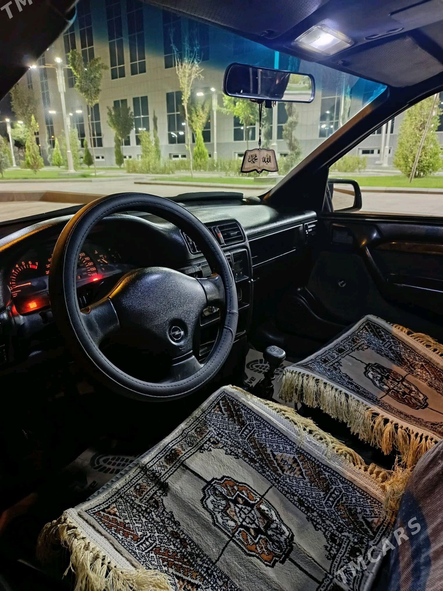 Opel Vectra 1991 - 50 000 TMT - Mary - img 2