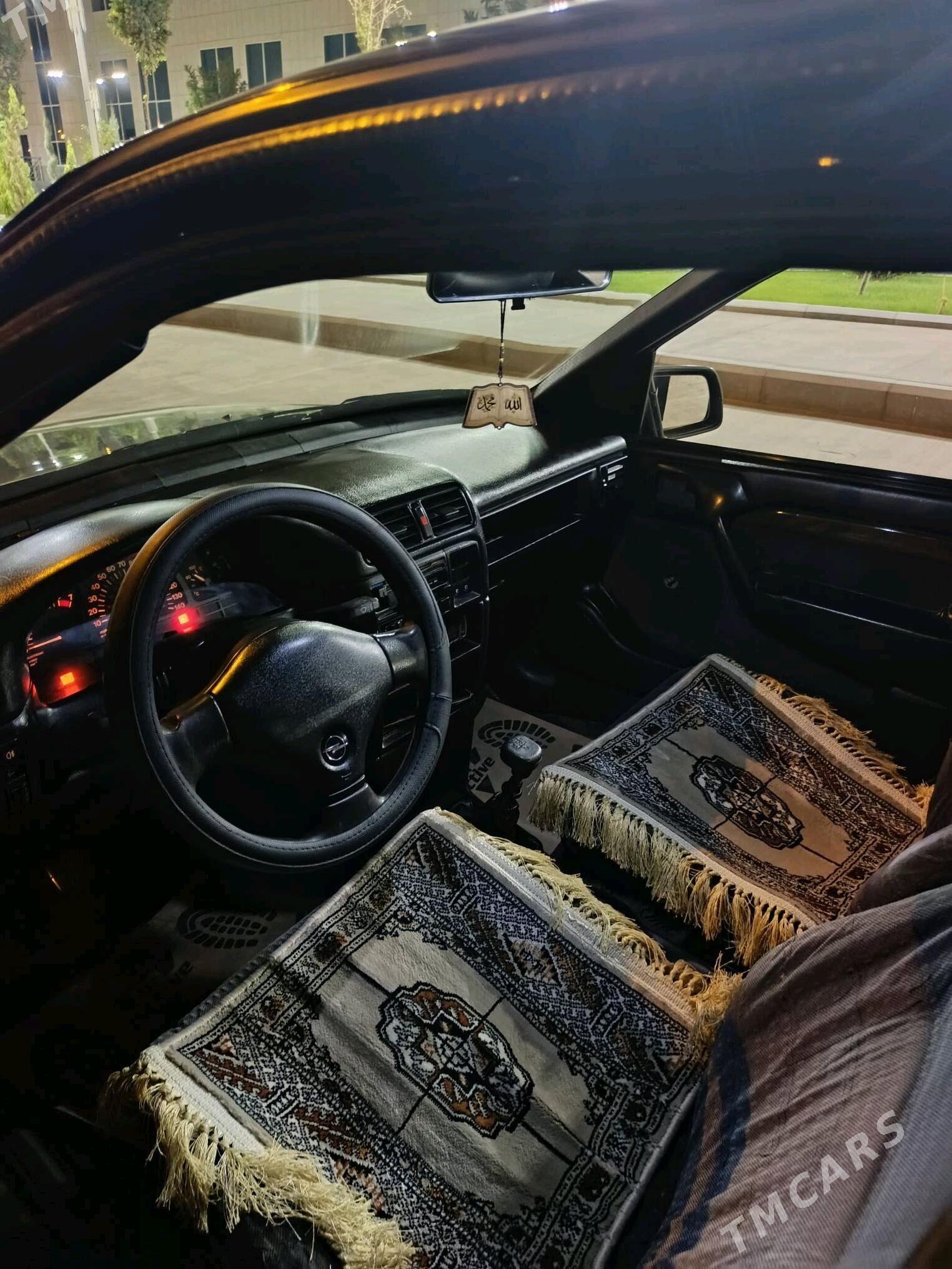 Opel Vectra 1991 - 50 000 TMT - Mary - img 7