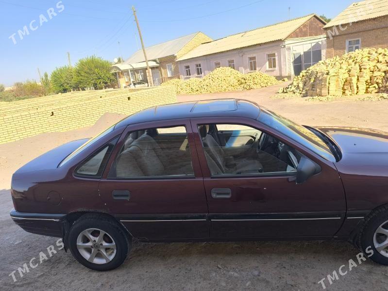 Opel Vectra 1991 - 18 000 TMT - Kerki - img 6