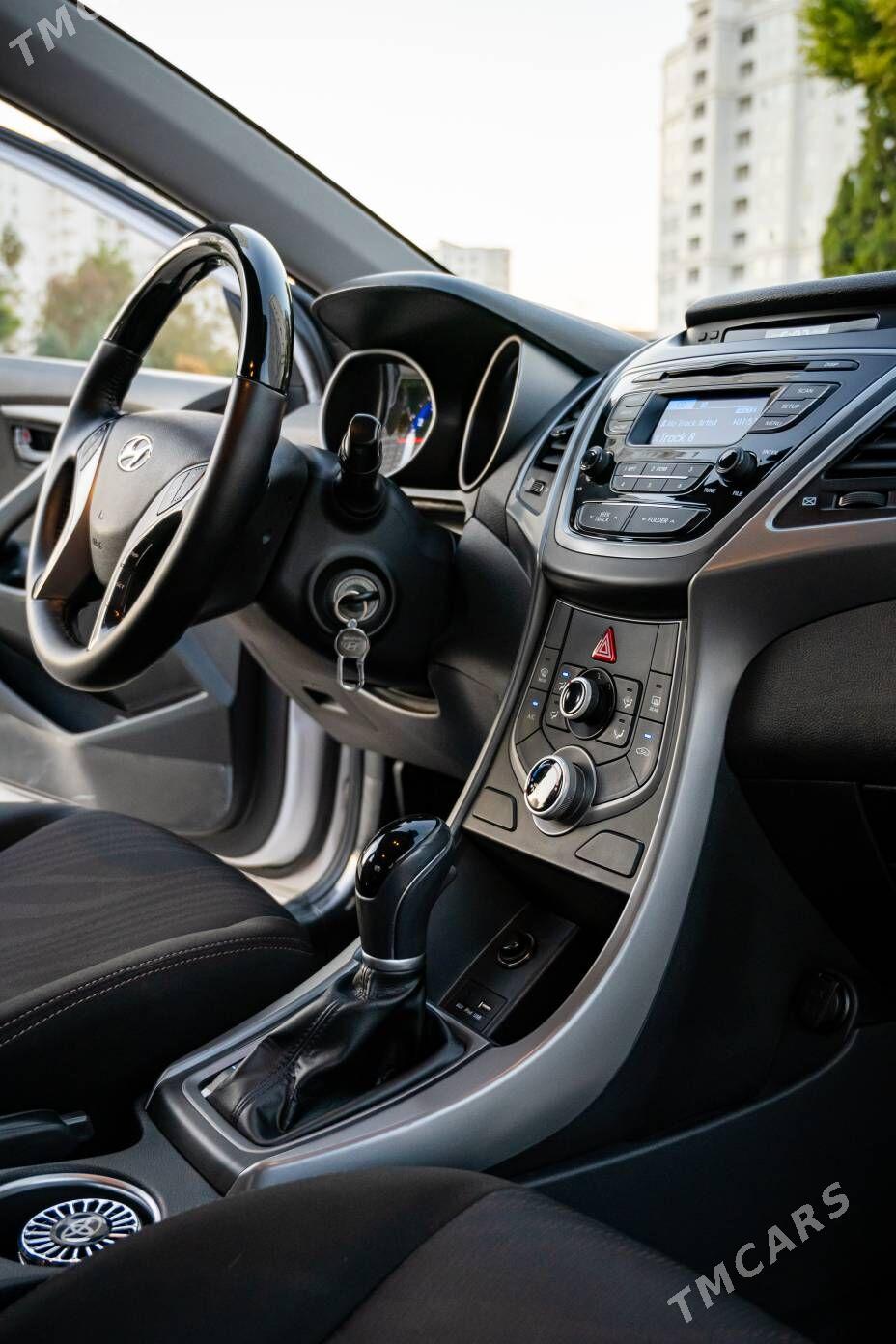 Hyundai Elantra 2013 - 185 250 TMT - Aşgabat - img 7