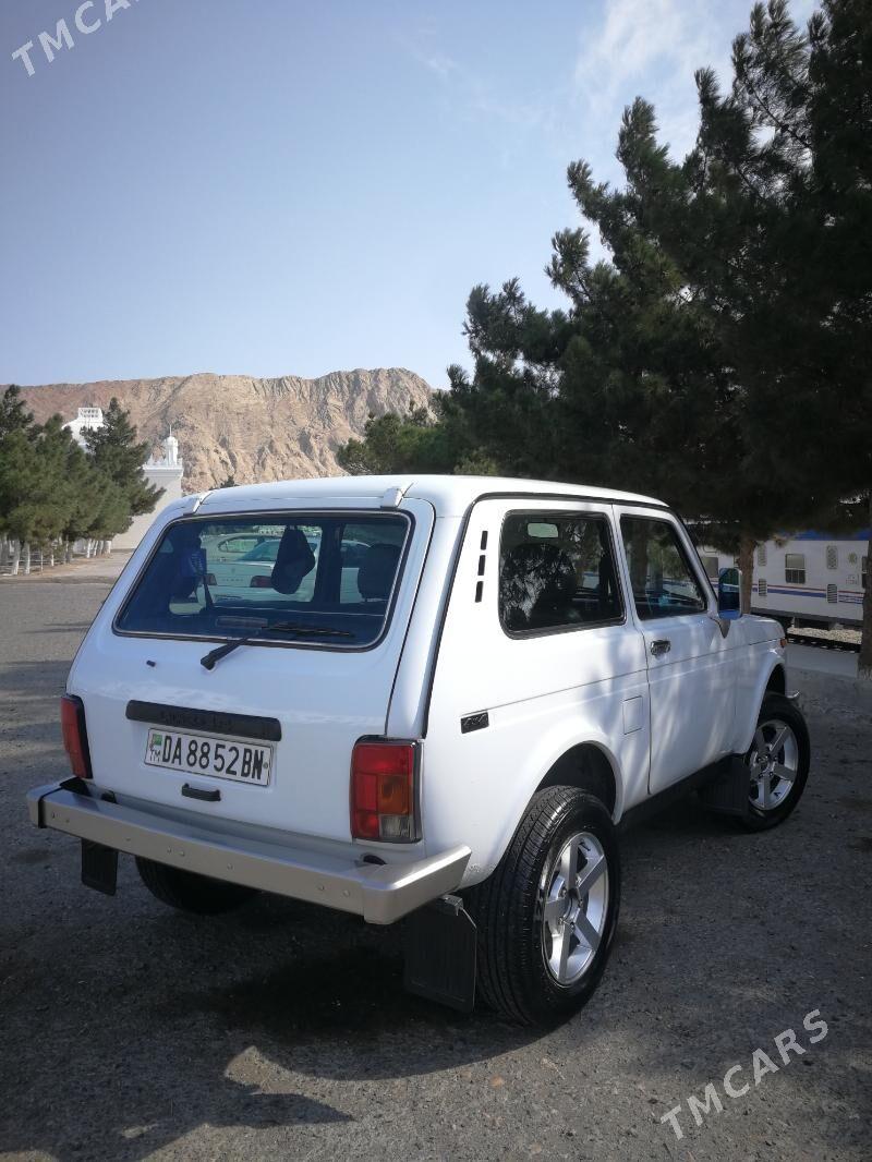 Lada Niva 2008 - 90 000 TMT - Türkmenbaşy - img 7