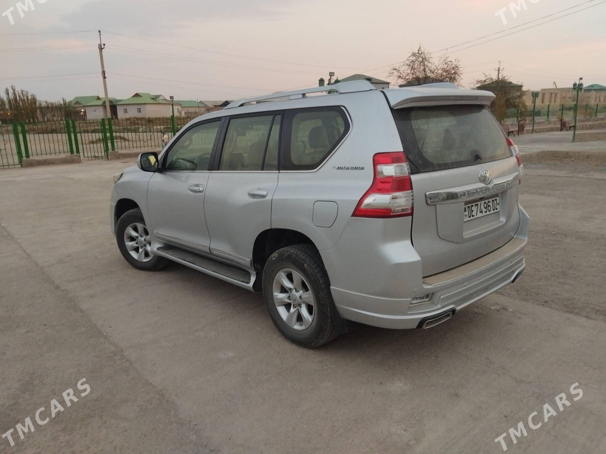 Toyota Land Cruiser Prado 2013 - 590 000 TMT - Gurbansoltan Eje - img 3