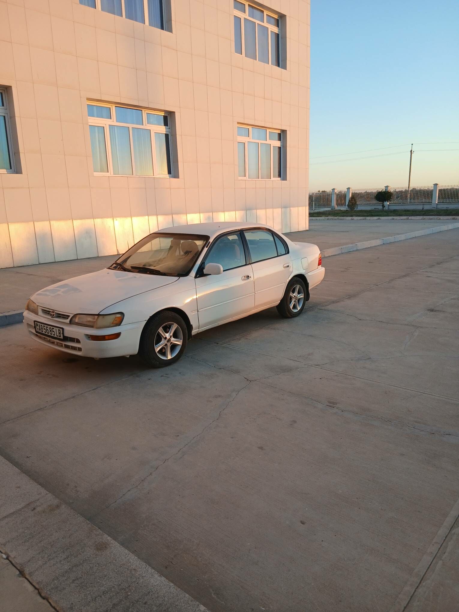 Toyota Corolla 1993 - 60 000 TMT - Saýat - img 4