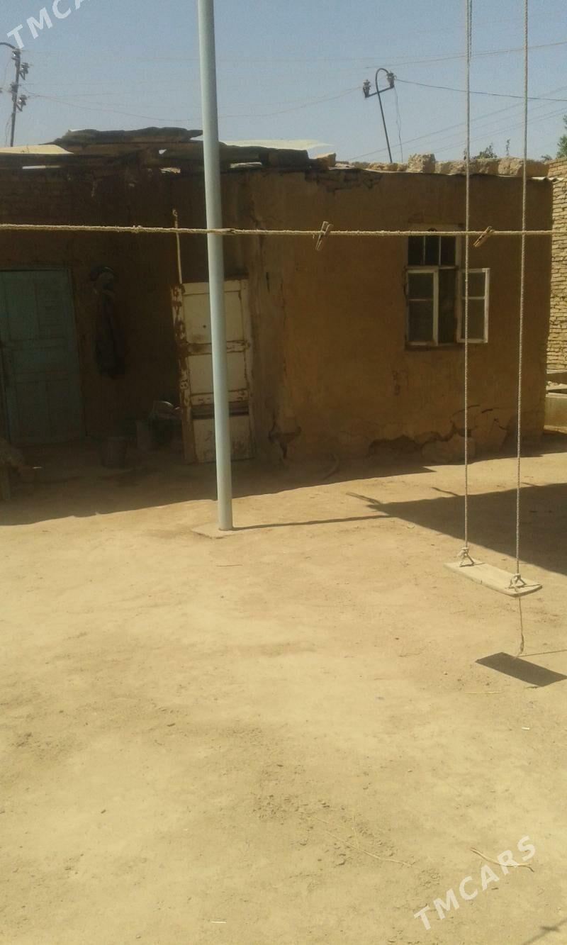 продам дом 25 соток - Сакар - img 4