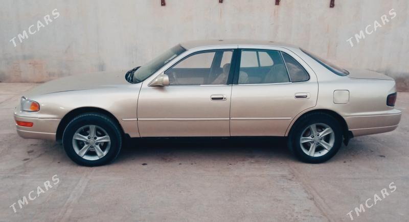 Toyota Camry 1994 - 85 000 TMT - Теджен - img 9