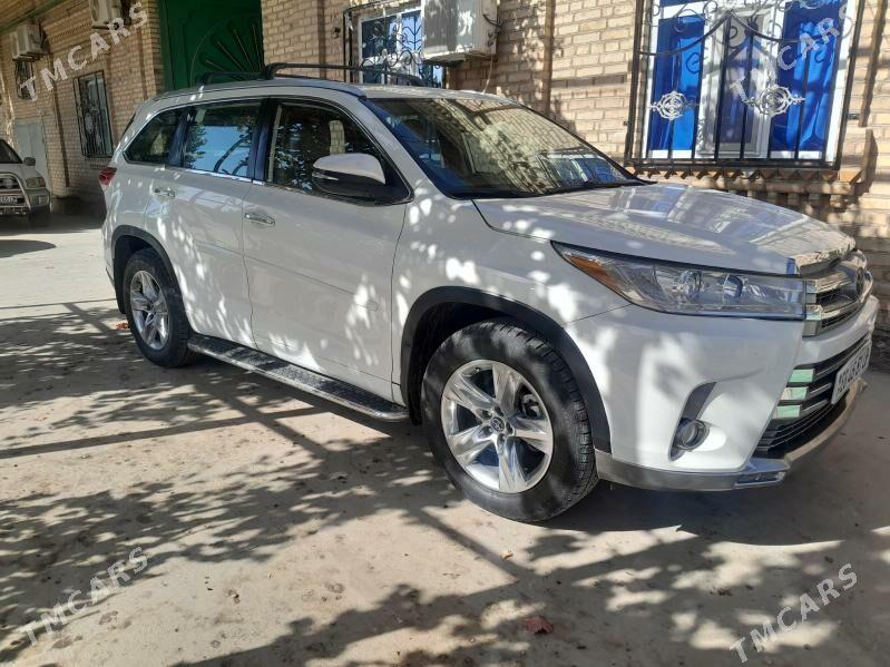 Toyota Highlander 2019 - 415 000 TMT - Туркменабат - img 2