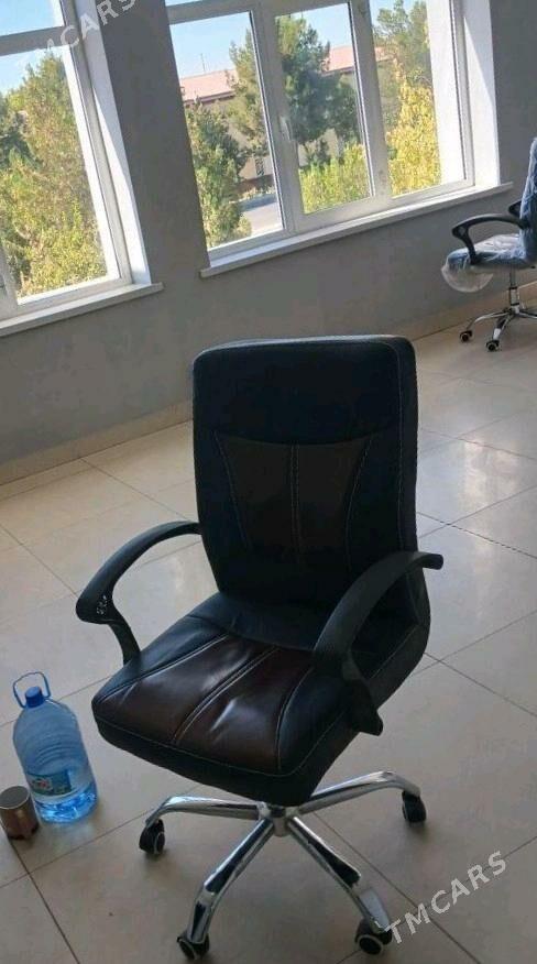 Kreslo oturgyc koža - Sakarçäge - img 3