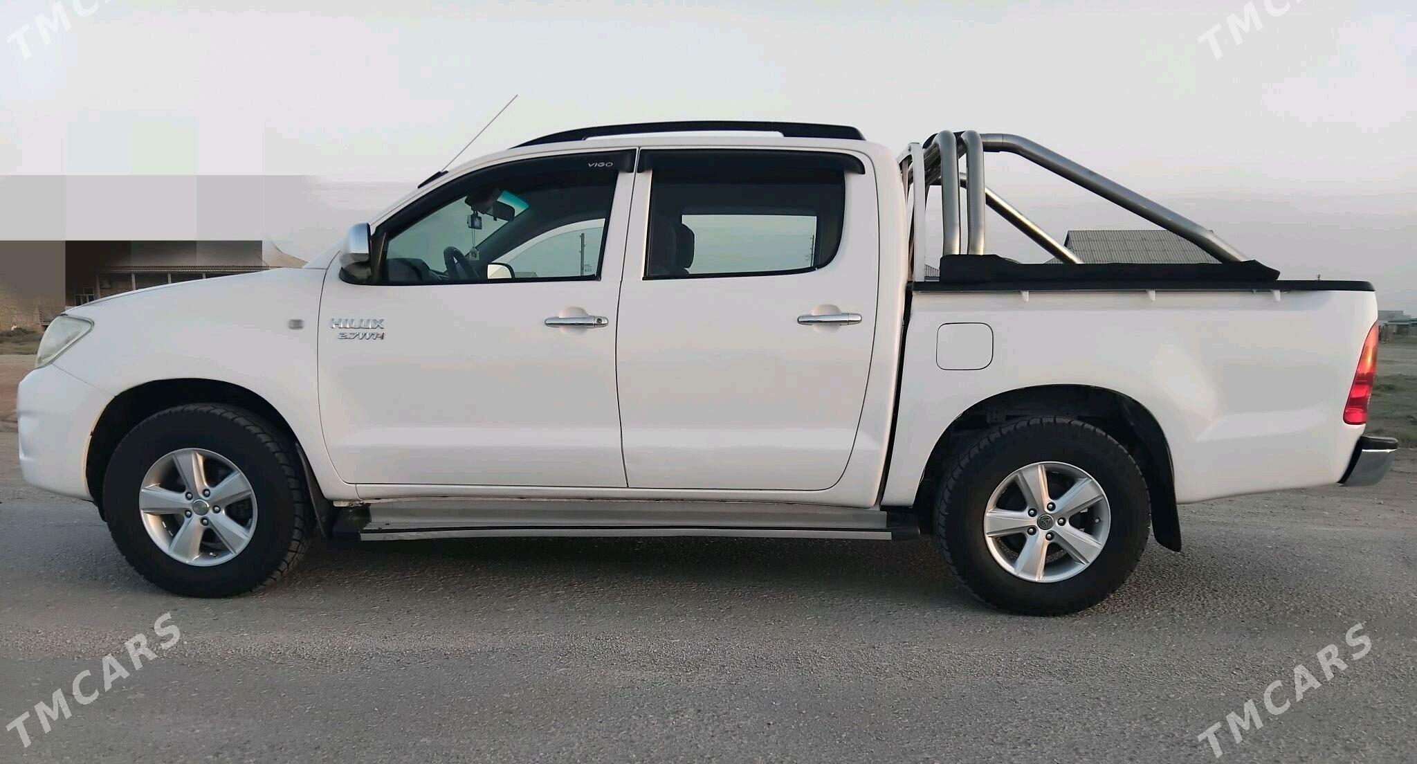 Toyota Hilux 2008 - 207 000 TMT - Balkanabat - img 4