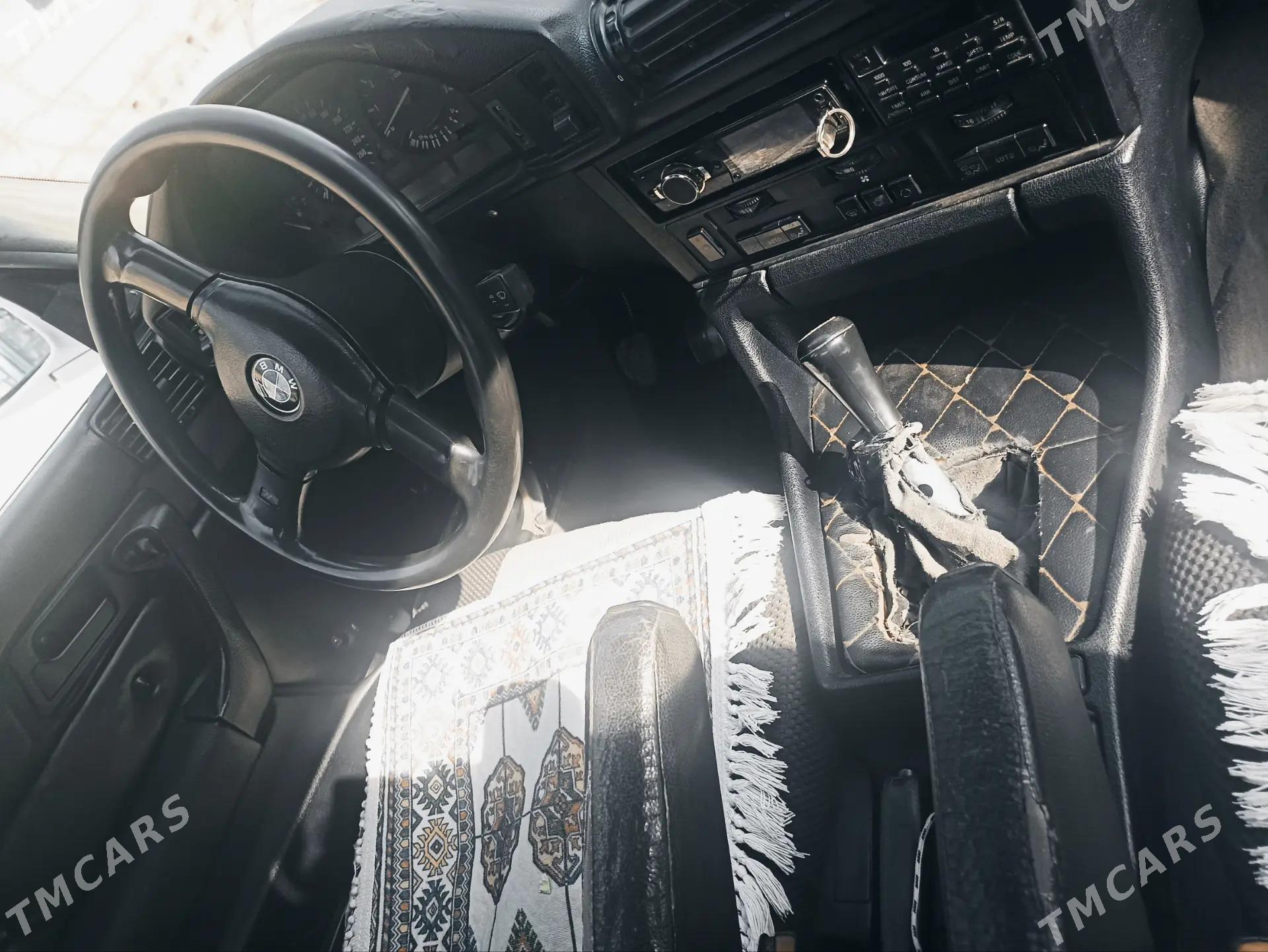 BMW 535 1992 - 50 000 TMT - Саят - img 7