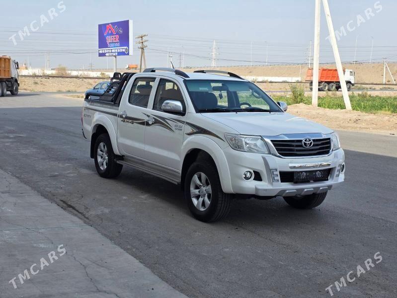 Toyota Hilux 2014 - 422 000 TMT - Туркменабат - img 2