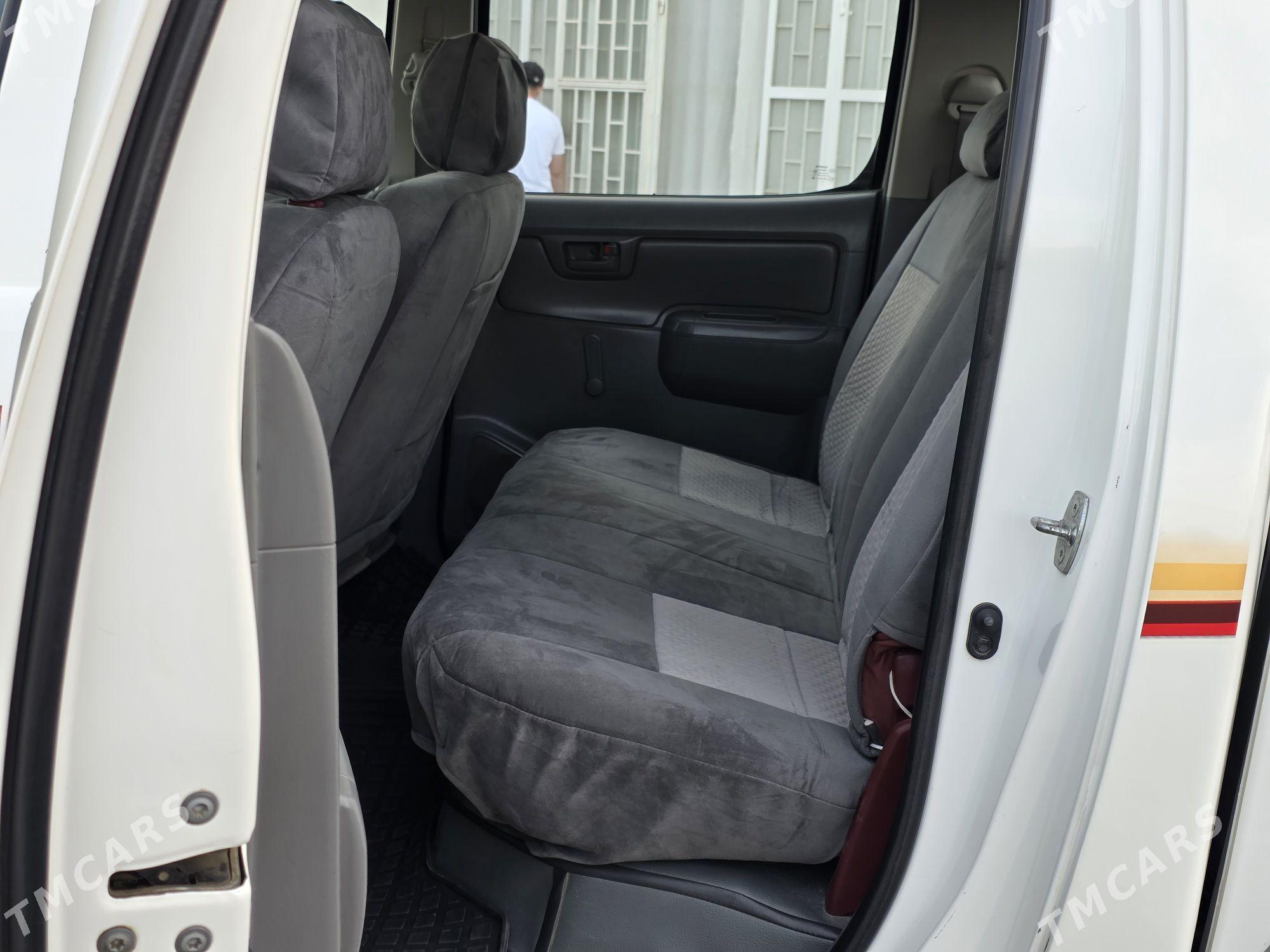 Toyota Hilux 2010 - 305 000 TMT - Туркменабат - img 7