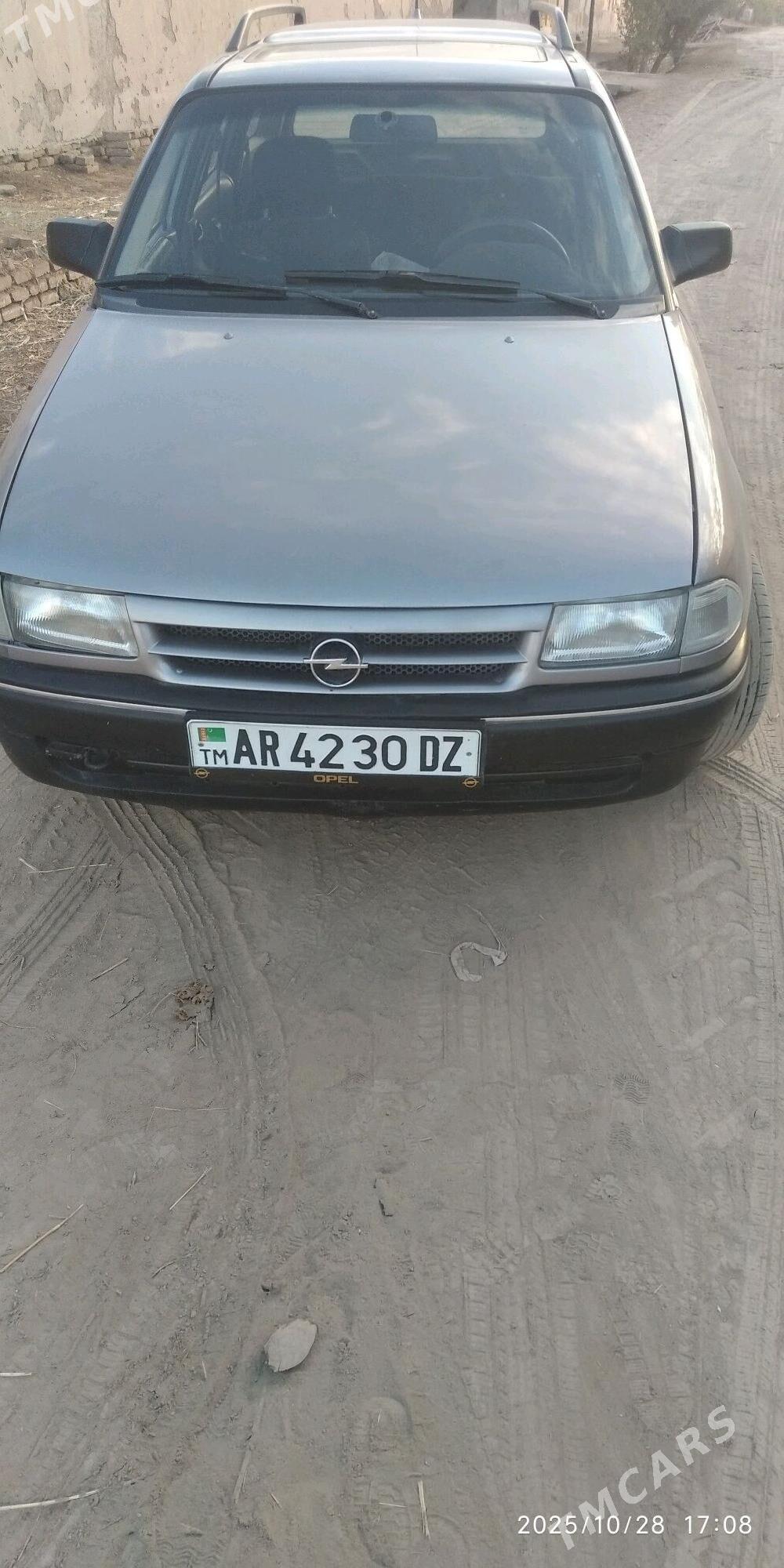 Opel Astra 1993 - 33 000 TMT - Şabat etr. - img 2