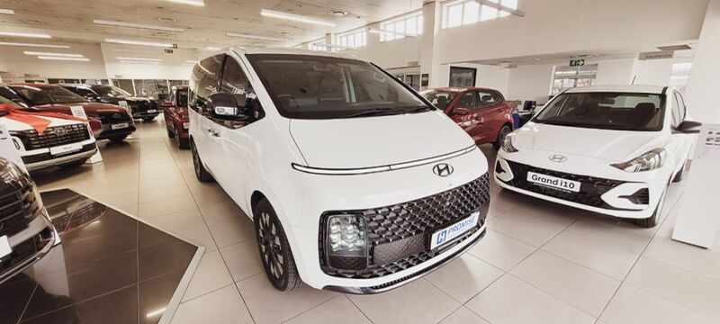 Hyundai Staria 2022 - 430 000 TMT - Ашхабад - img 9