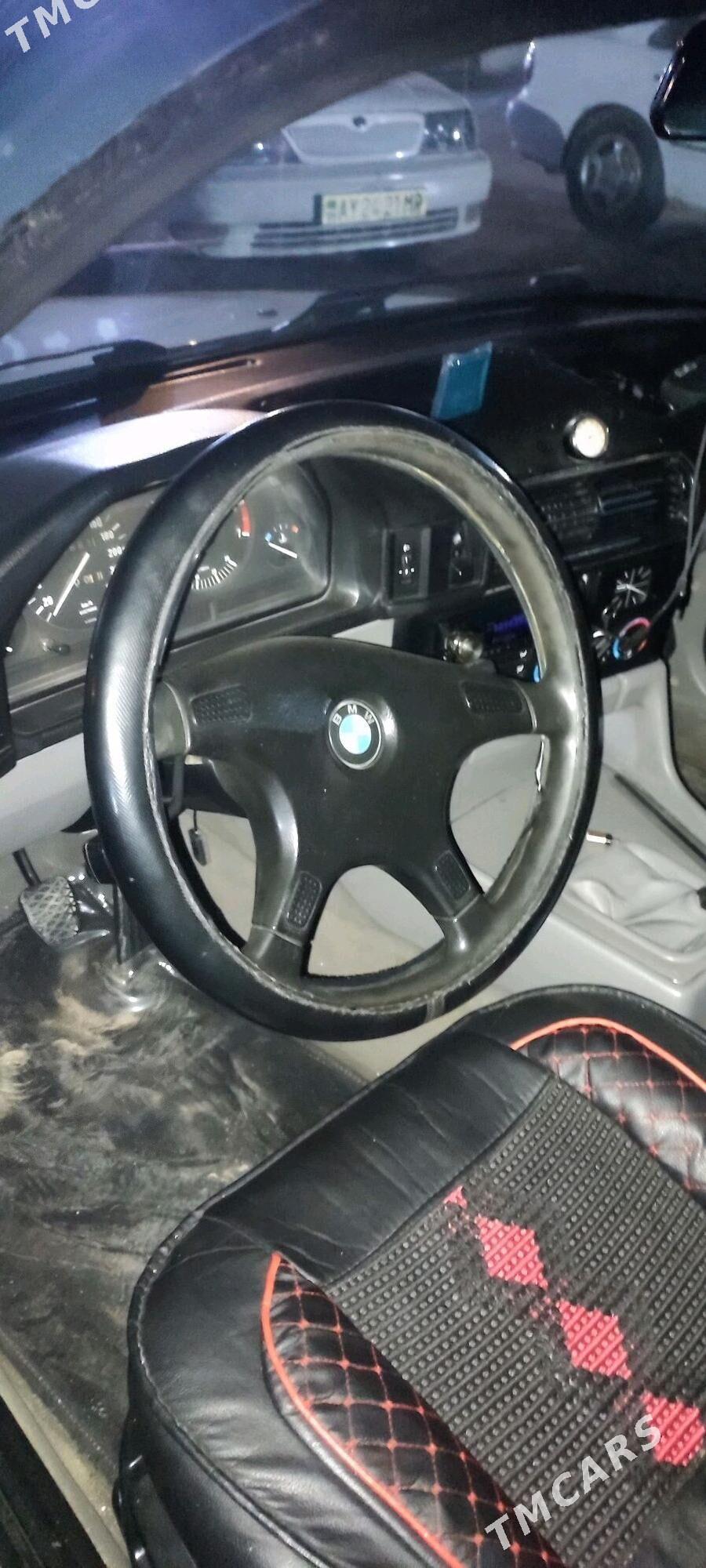 BMW 520 1990 - 70 000 TMT - Мары - img 4