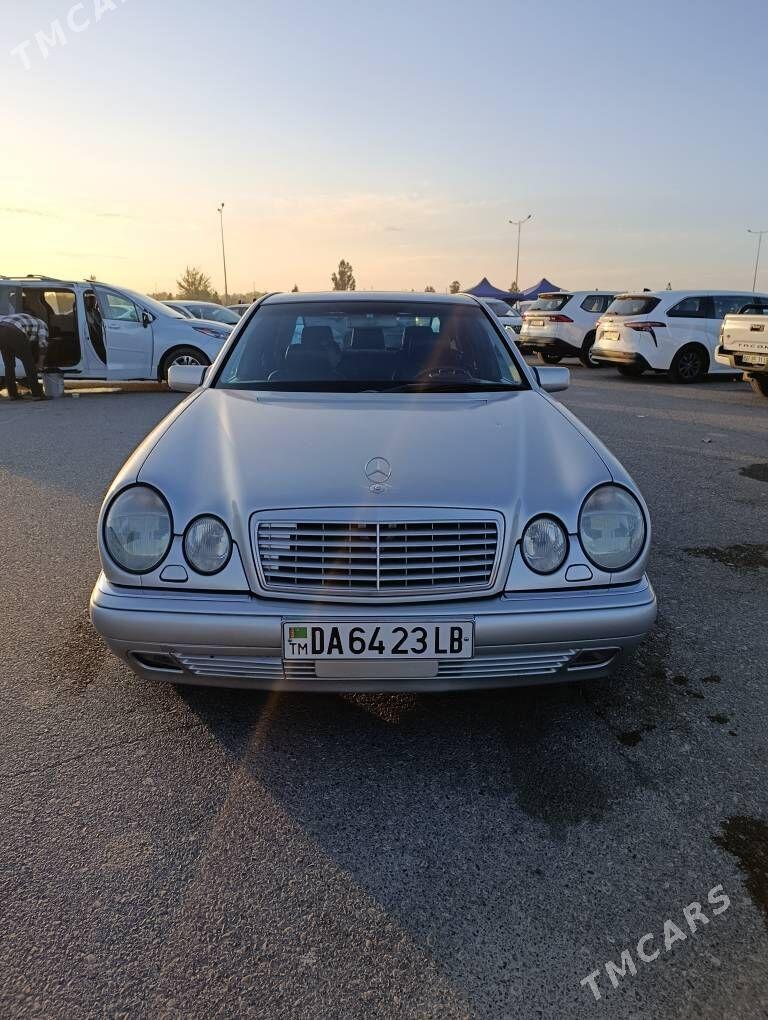 Mercedes-Benz E-Class 1999 - 130 000 TMT - Туркменабат - img 5