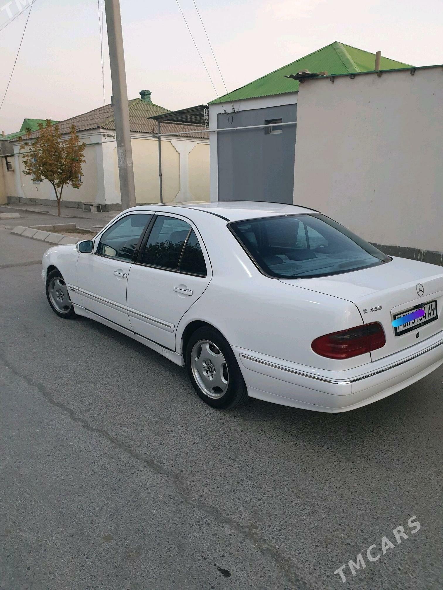 Mercedes-Benz E430 2000 - 98 000 TMT - Aşgabat - img 2